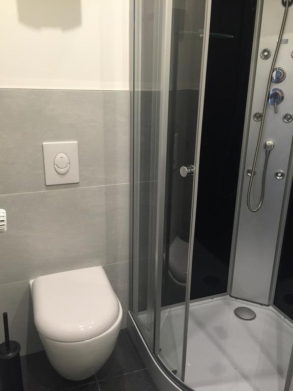 Charmantes City-Apartment In Der Altstadt Бремен Екстериор снимка